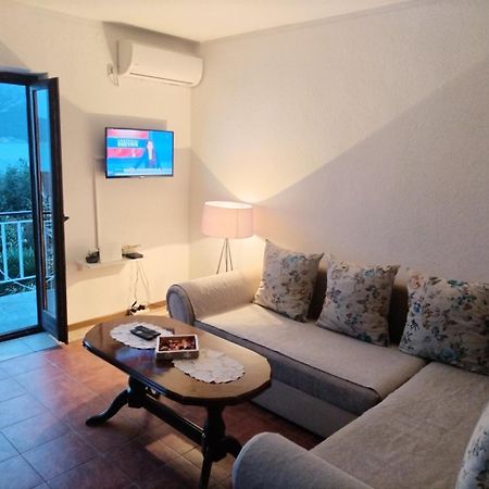 Apartment Ivana Kotor Exteriör bild